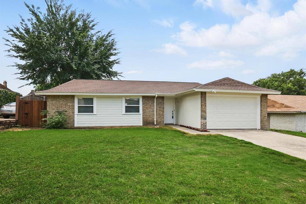 5620 Cherilee Lane, Haltom City, TX 76148
