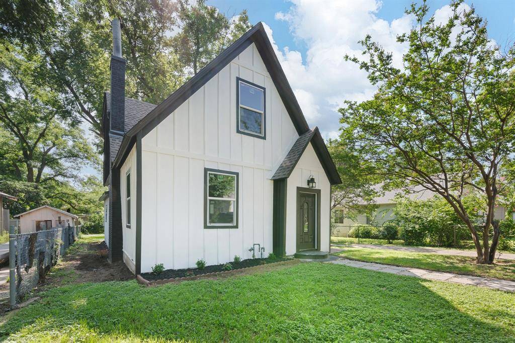 310 N Walnut Street, Cleburne, TX 76033