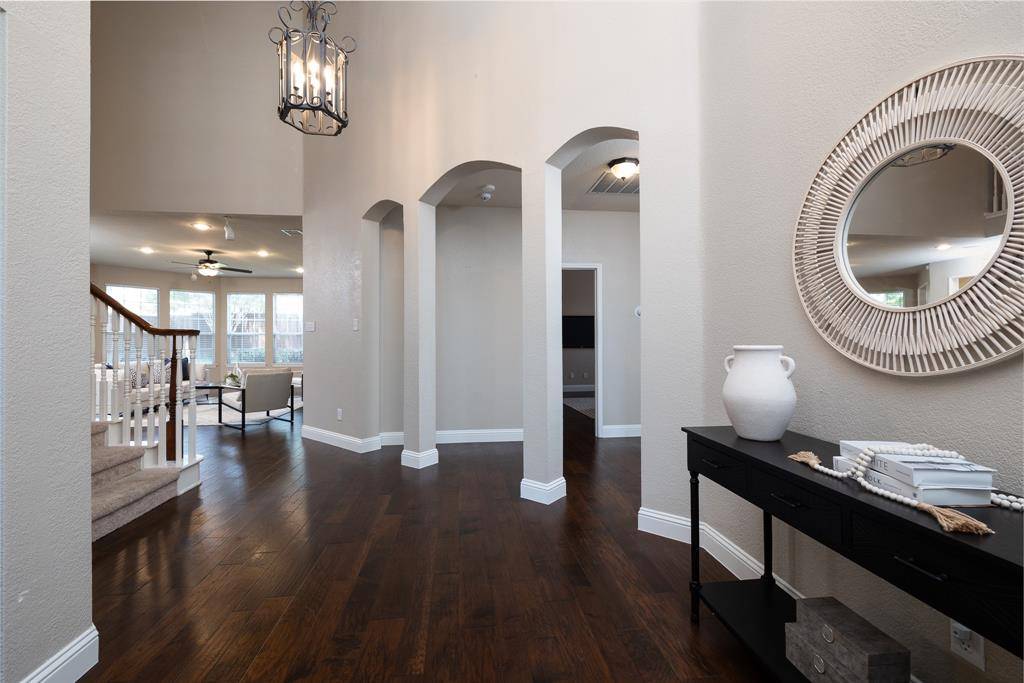 Plano, TX 75025,9705 Southern Hills Drive