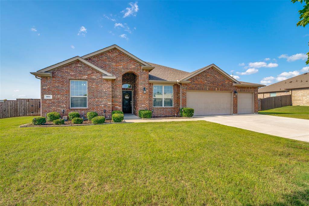 Nevada, TX 75173,304 Amber Lane