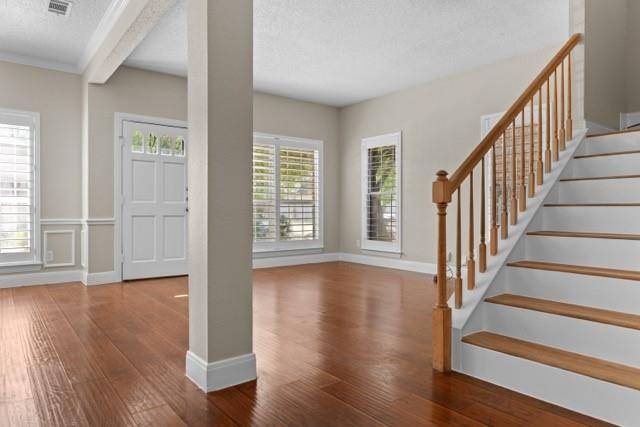 Irving, TX 75063,9435 Blue Jay Way