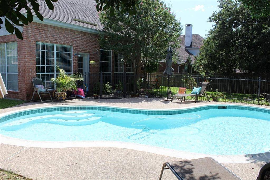 Grapevine, TX 76051,2205 Branchwood Drive