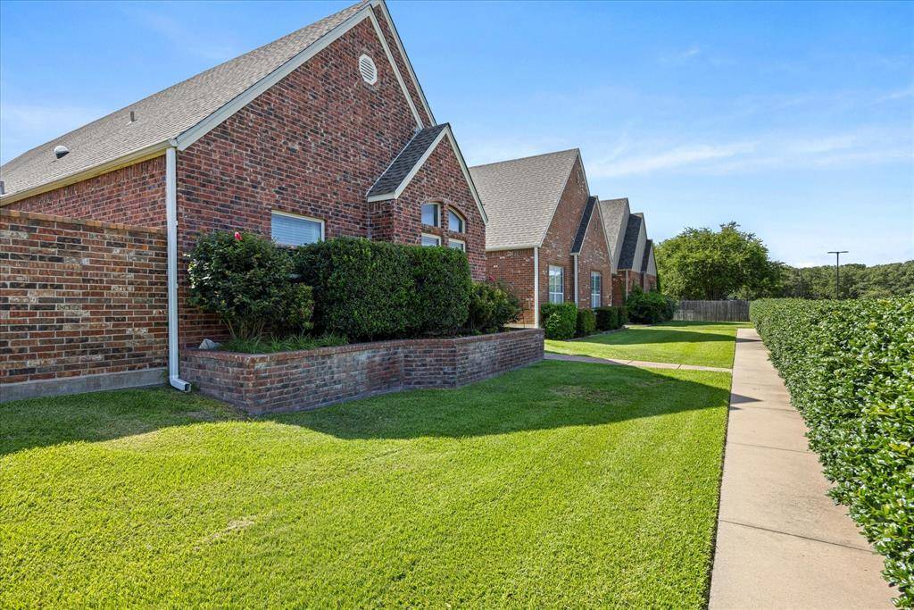 Weatherford, TX 76086,915 Austin Court