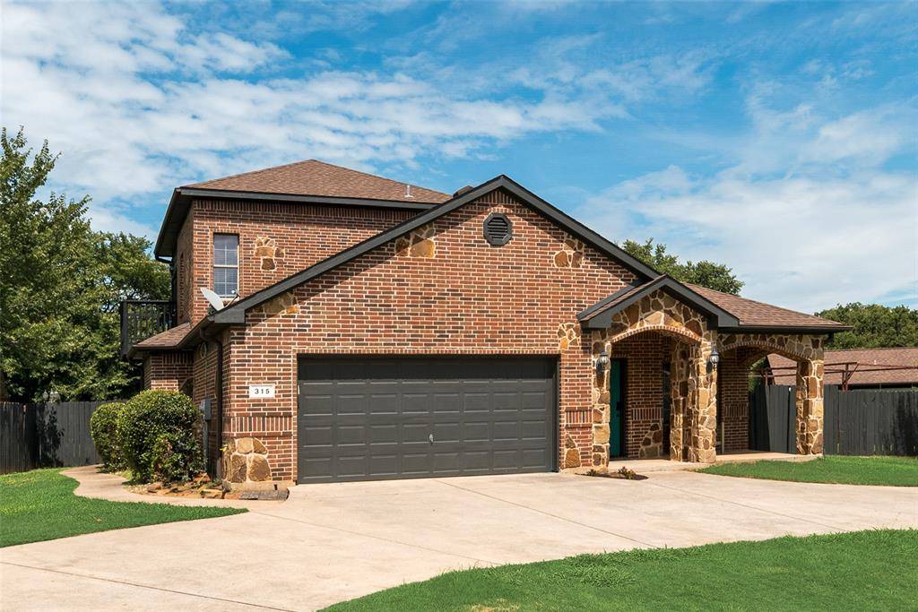 Gainesville, TX 76240,315 Navajo Trail