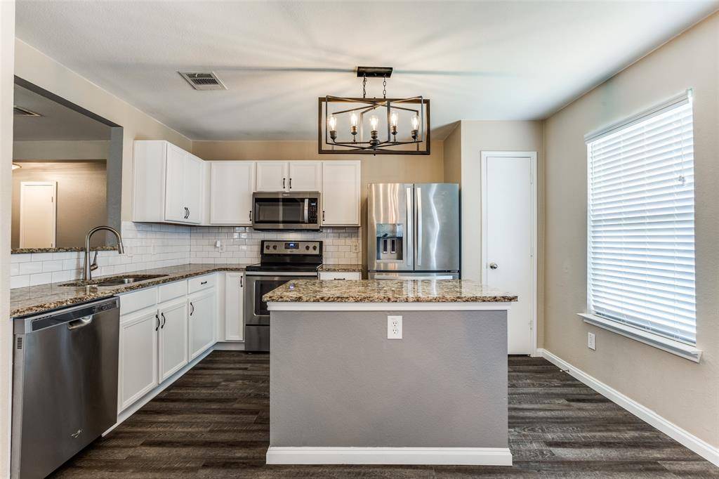 2405 Emerald Lane, Mckinney, TX 75071
