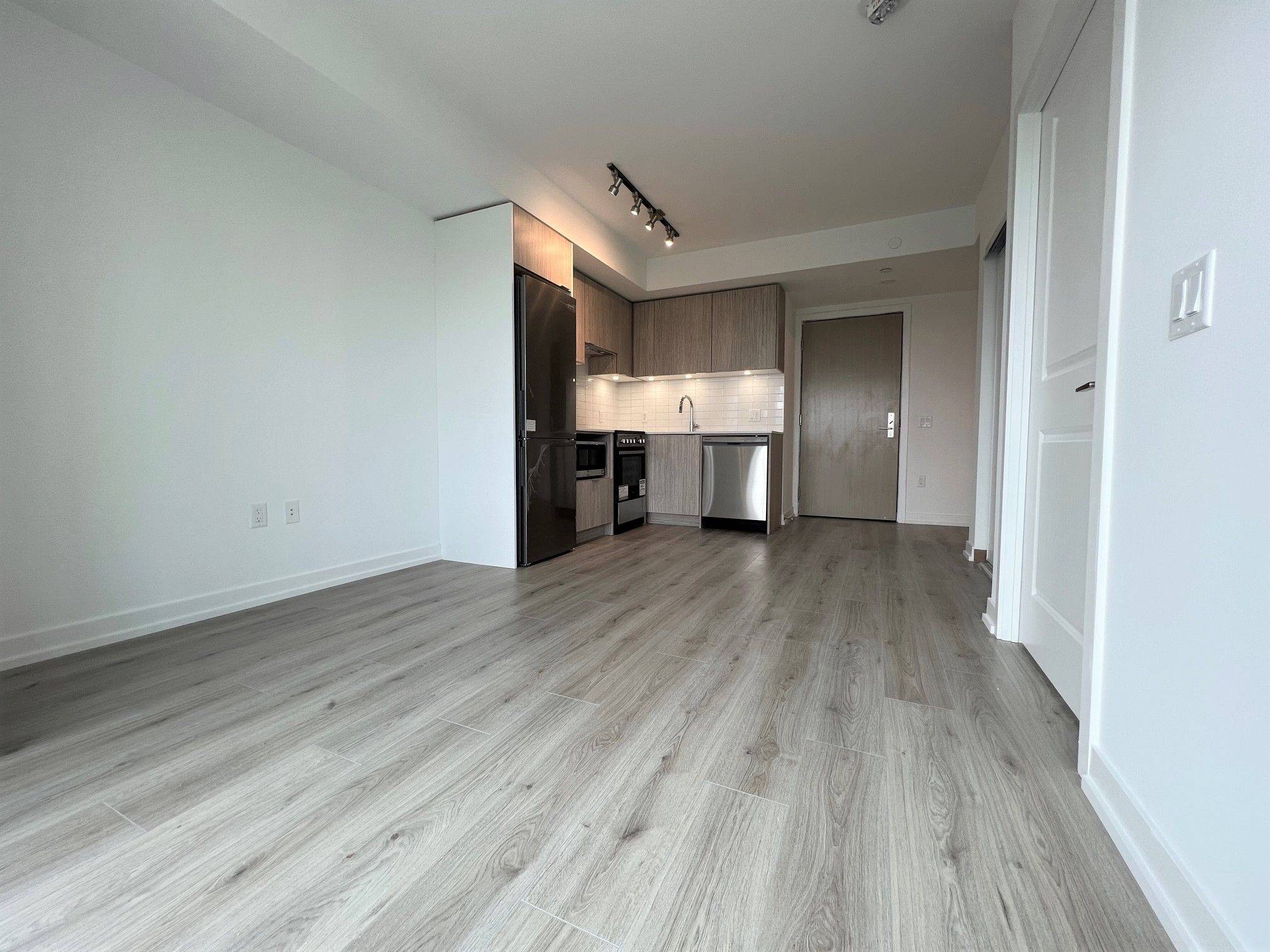 Toronto C08, ON M4W 1H7,395 Bloor ST E #3609