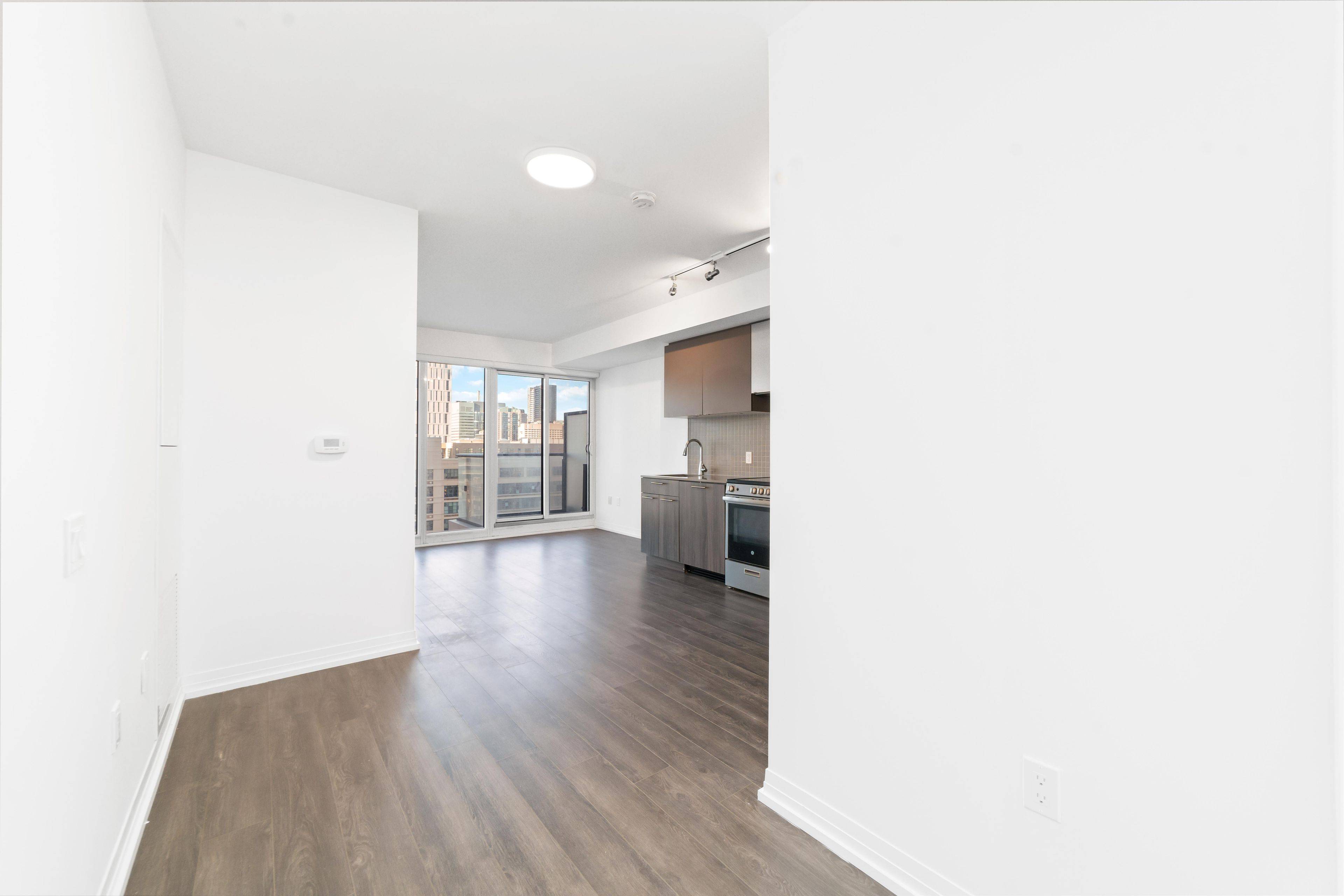 Toronto C08, ON M5B 0C3,251 Jarvis ST #1823