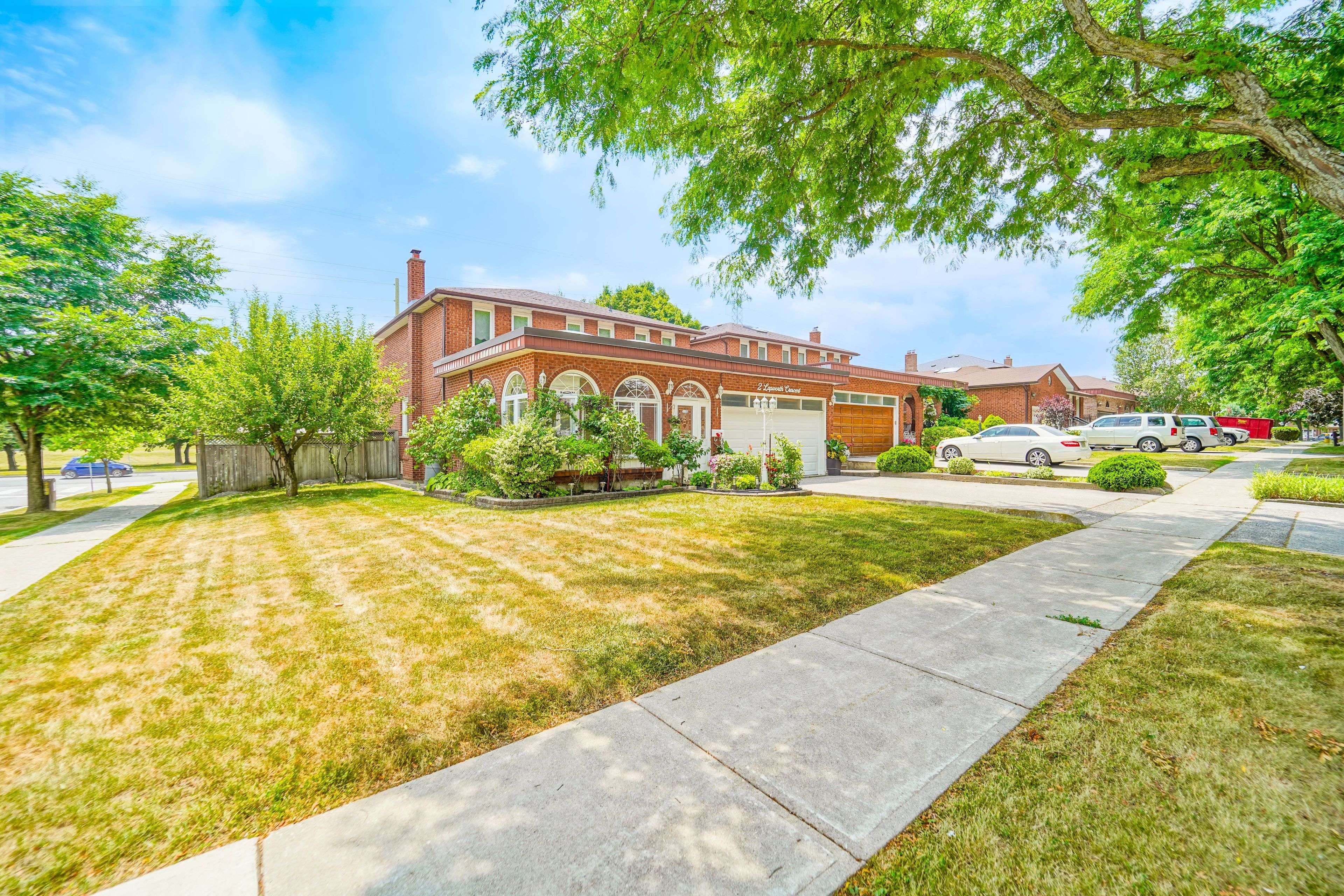 Toronto E05, ON M1V 2M5,2 Lapworth CRES