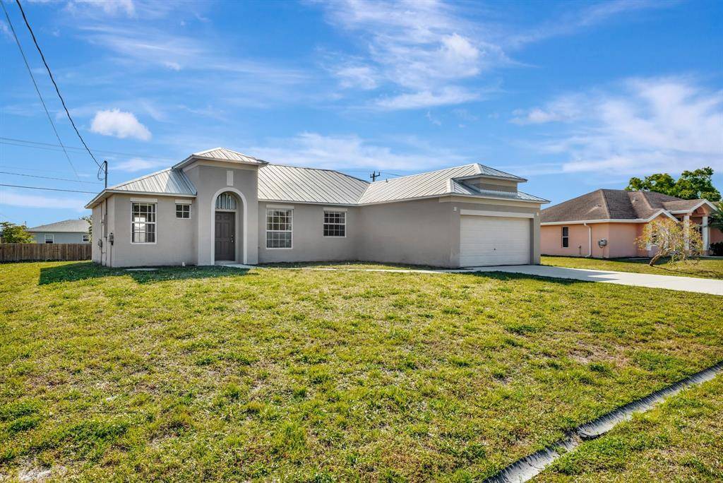 Port St Lucie, FL 34983,423 NW Ravenswood