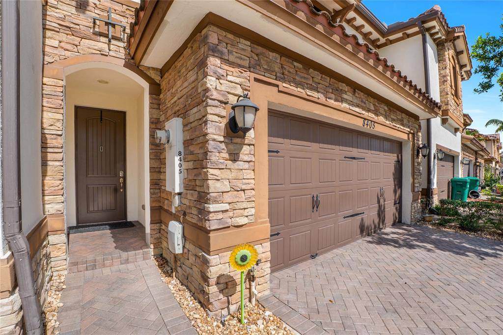 Parkland, FL 33076,8405 Lakeview Trl