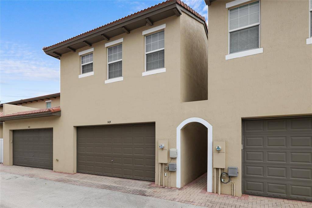 Pembroke Pines, FL 33027,1424 SW 147th Ave #1424