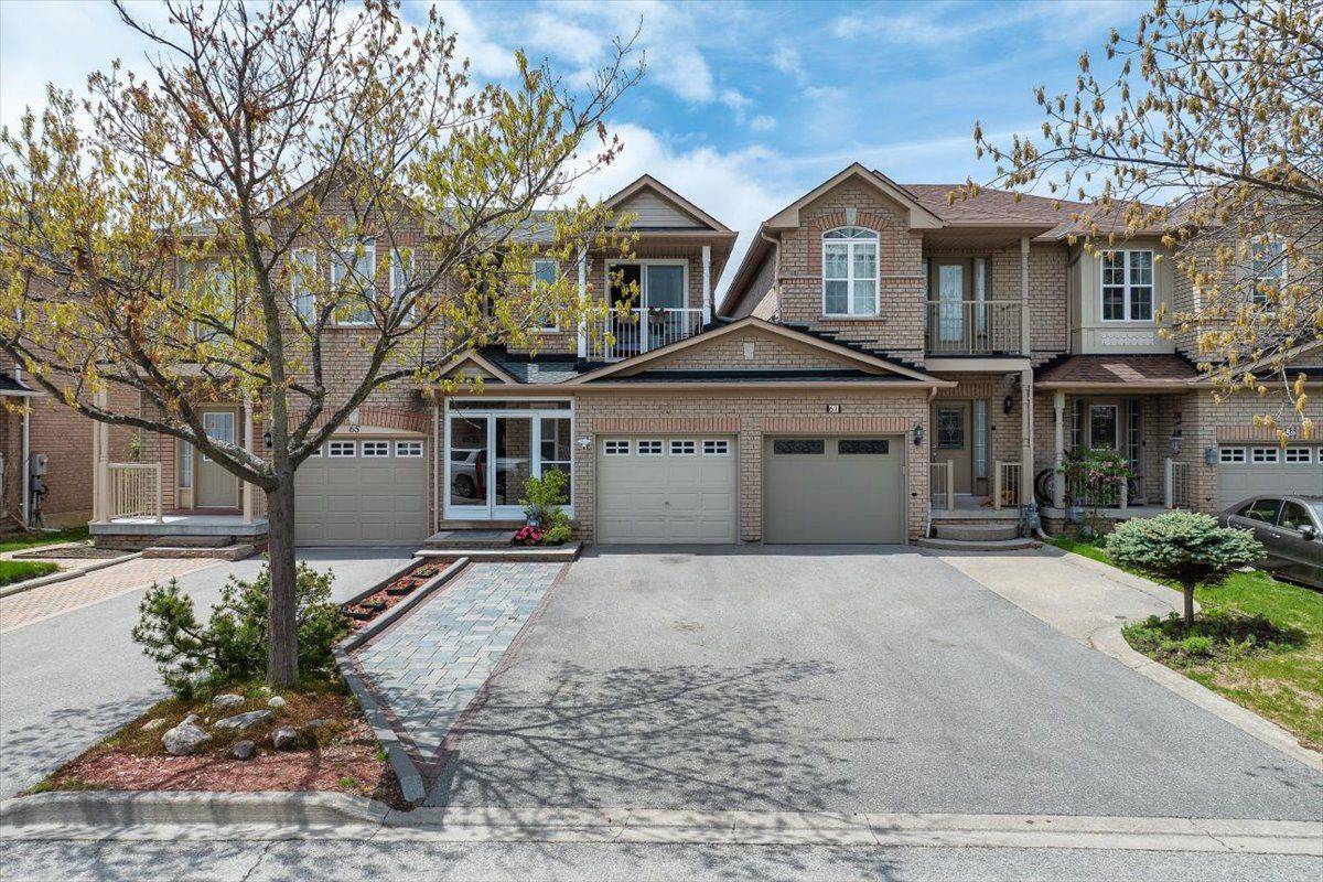 63 Carousel CRES, Richmond Hill, ON L4E 3X6