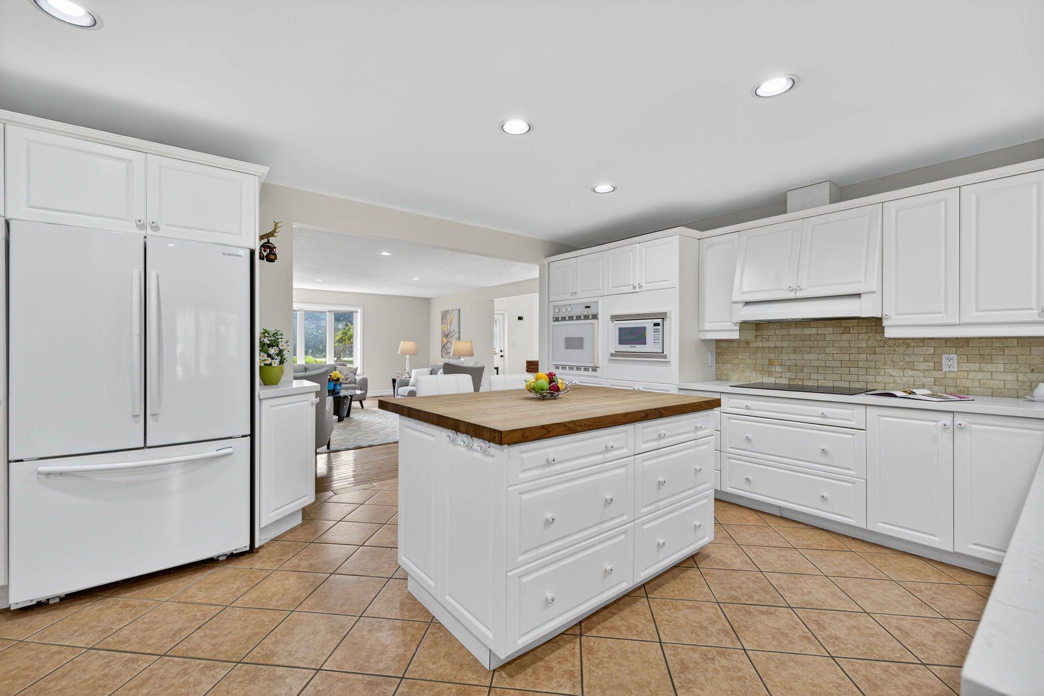 East Gwillimbury, ON L0G 1M0,17780 Ninth Line