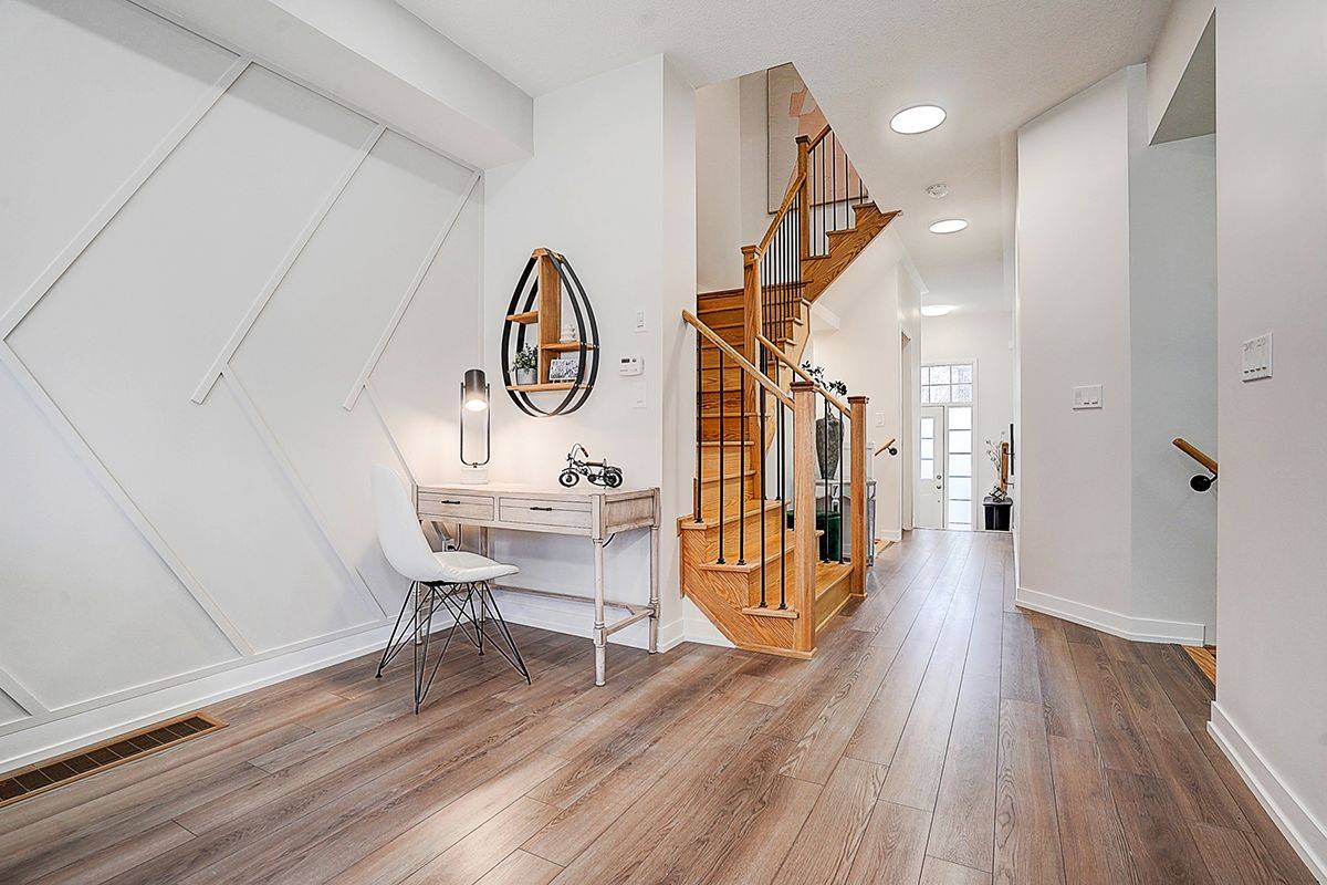 Newmarket, ON L3X 3A8,103 Knott End CRES