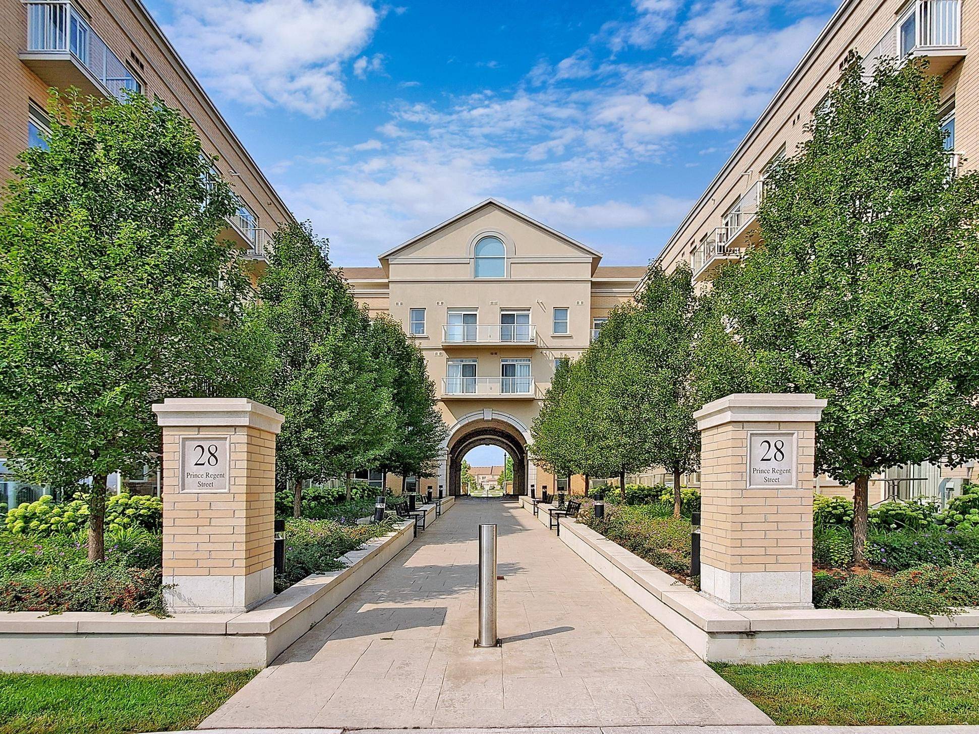 28 Prince Regent ST #208, Markham, ON L6C 0V5