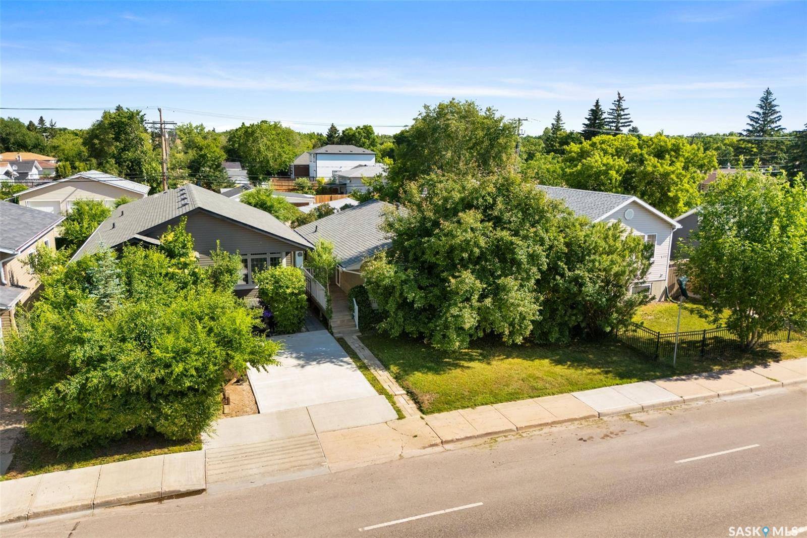 6120 Dewdney AVENUE, Regina, SK S4T 1E1