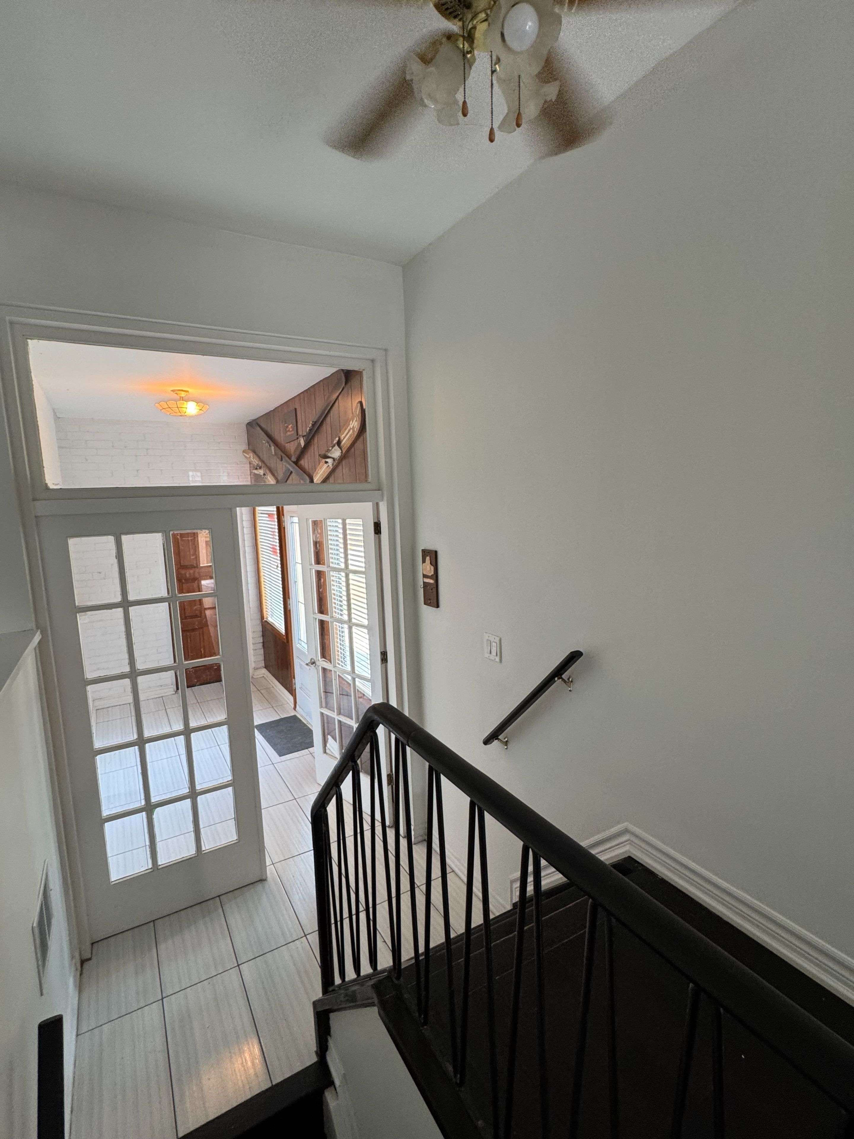 Mississauga, ON L5E 2X6,1590 Liveoak DR