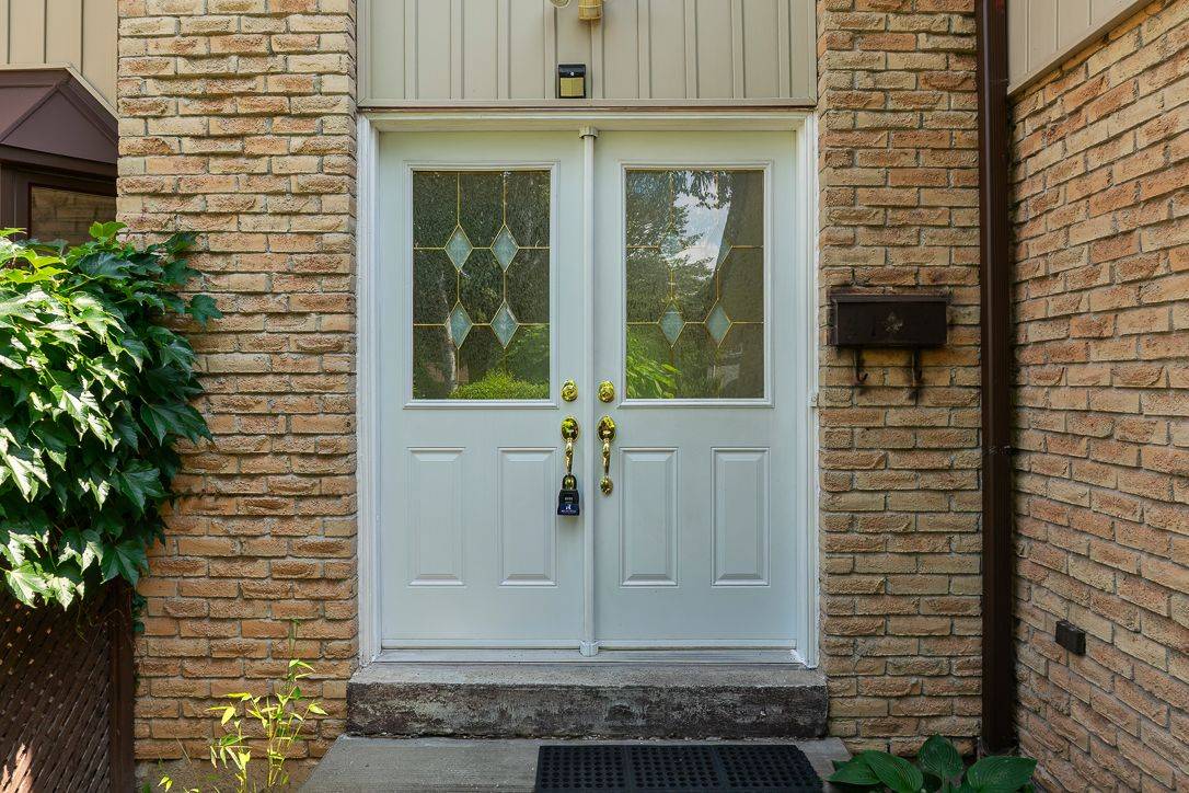 Mississauga, ON L5L 1Z3,4150 Jefton CRES