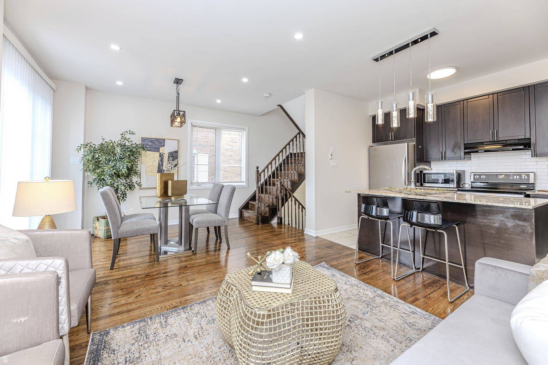 Milton, ON L9T 8M7,165 Hampshire WAY #146