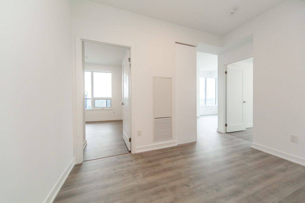 Mississauga, ON L4Z 3C7,5105 Hurontario ST #1408