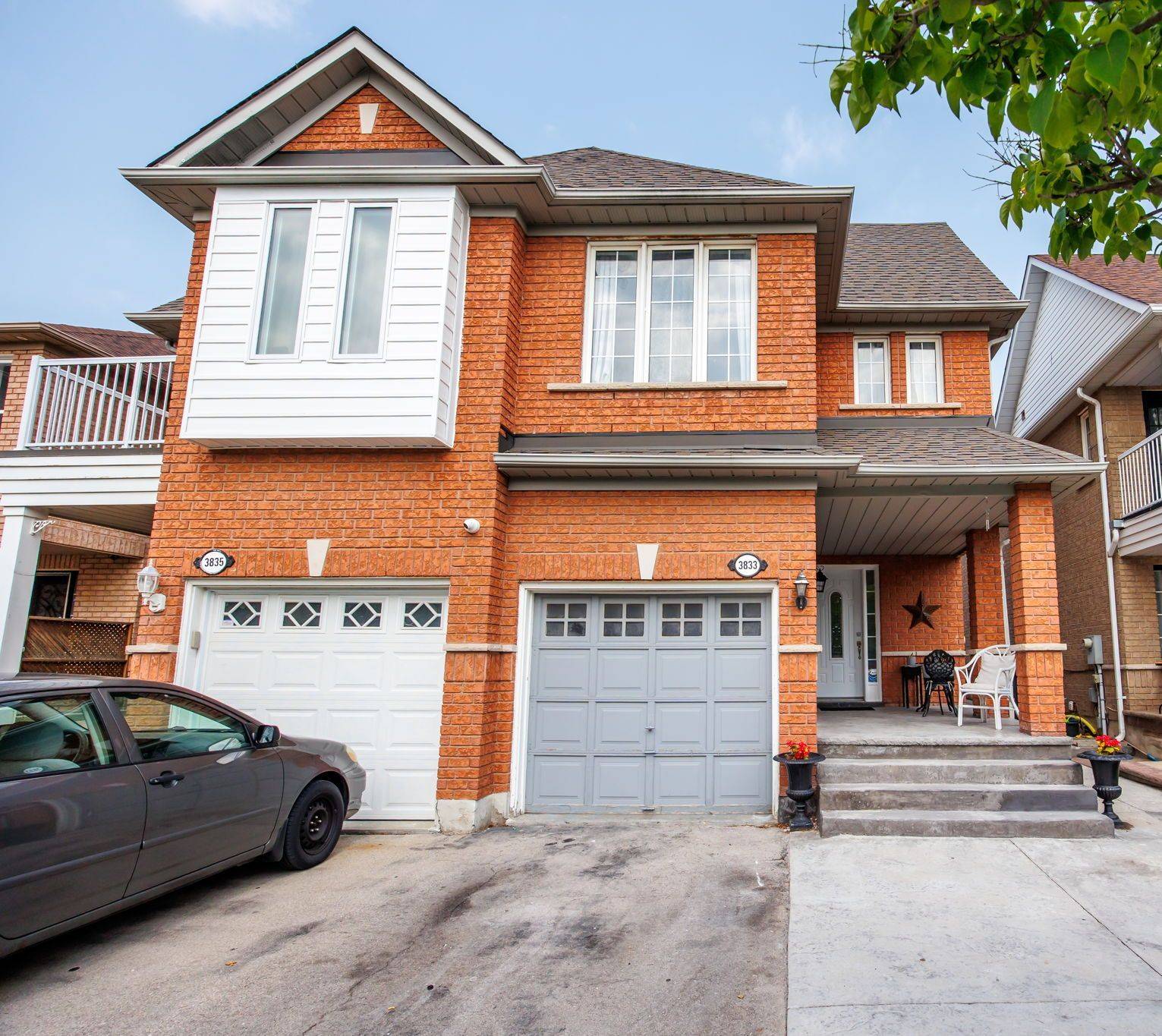 Mississauga, ON L5M 6Y1,3833 Manatee WAY