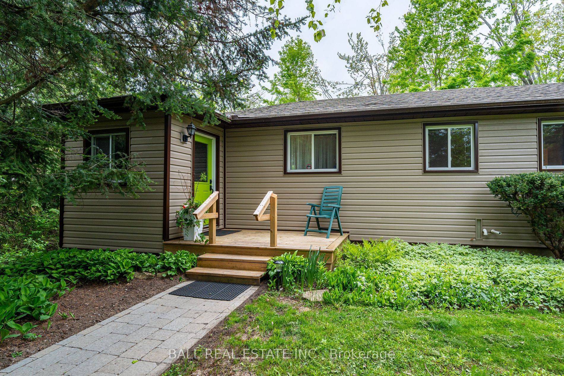 Trent Lakes, ON K0L 1J0,72 Hill DR