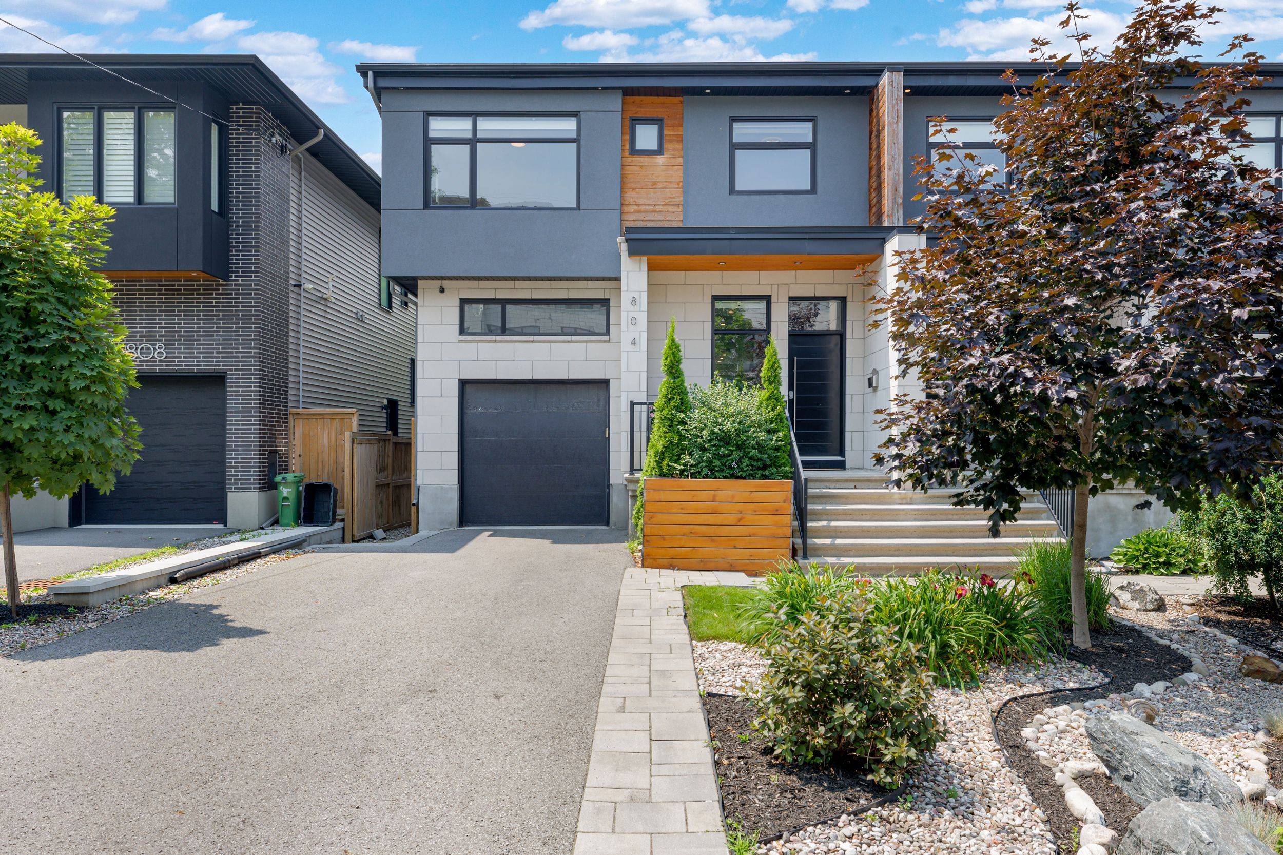 Mckellar Heights - Glabar Park And Area, ON K2A 3J9,804 KINGSMERE AVE
