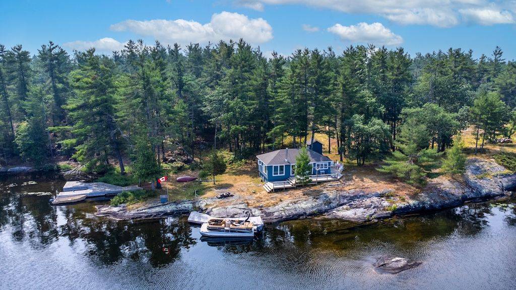 North Kawartha, ON K0L 2H0,4446 Is 107 Stoney Lake N/A