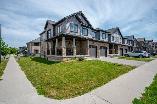 2 Prestwick ST, Hamilton, ON L8J 0K7