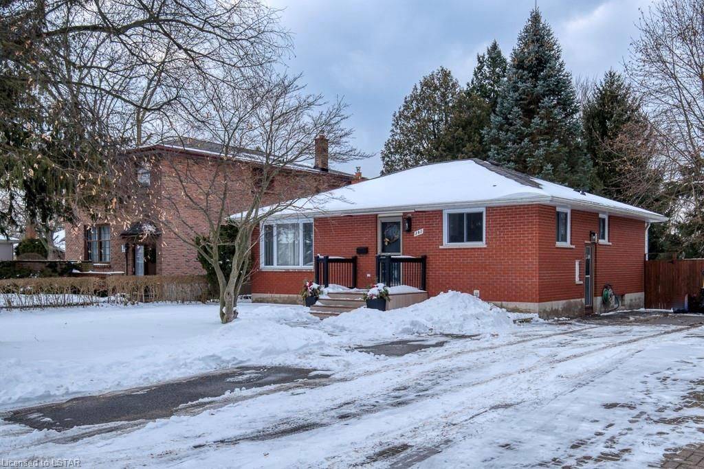 341 Vesta RD, London East, ON N5Y 1E9