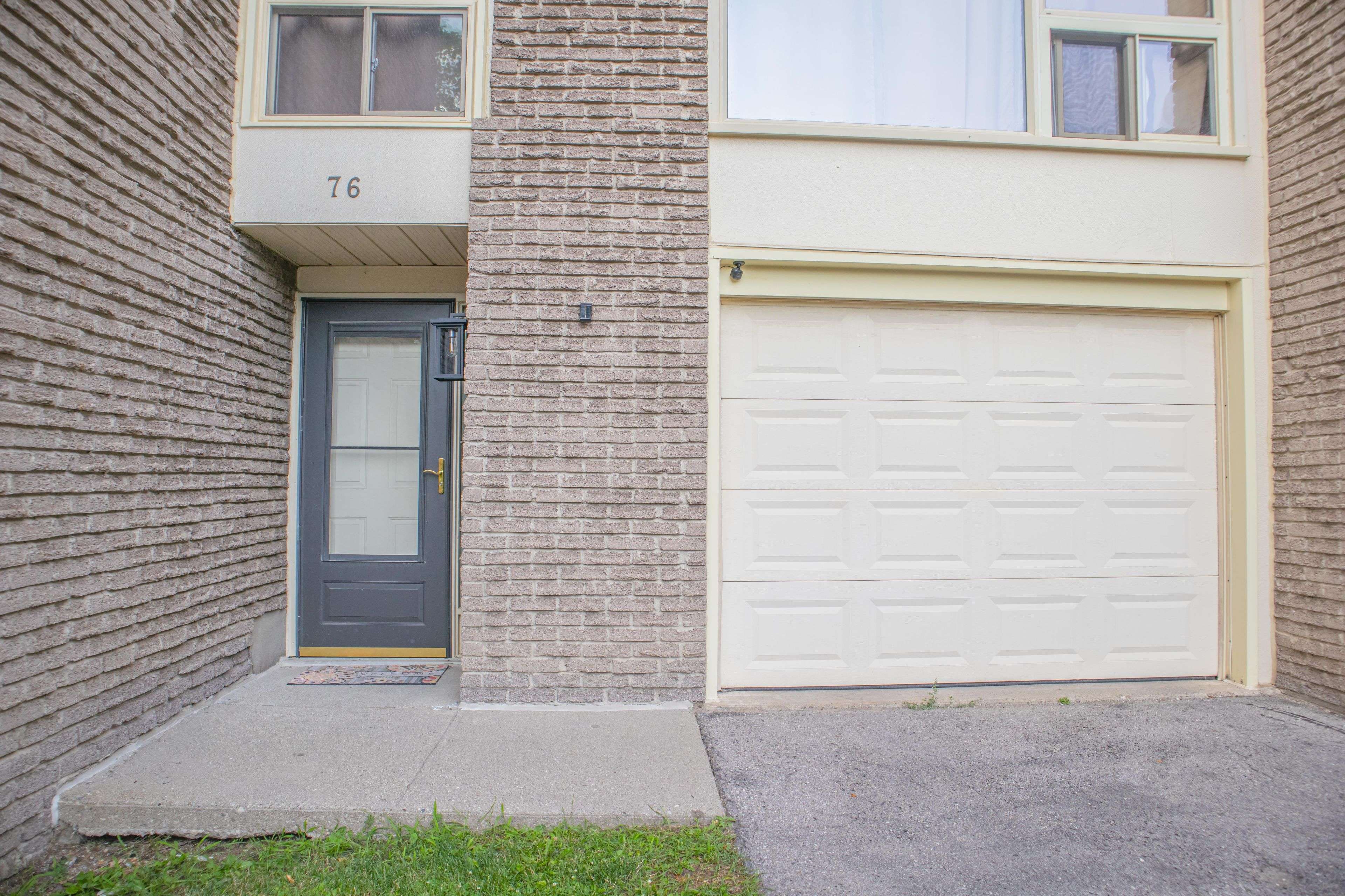 London North, ON N6C 4Y3,76 Chiddington Gate #76