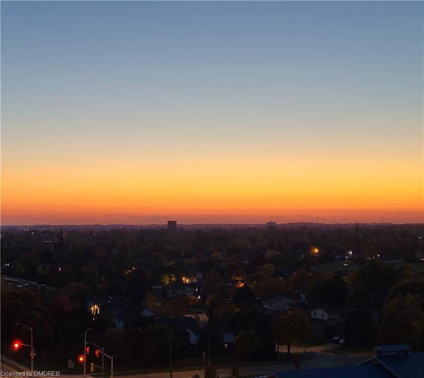 460 DUNDAS ST E #901, Hamilton, ON L8B 2A5