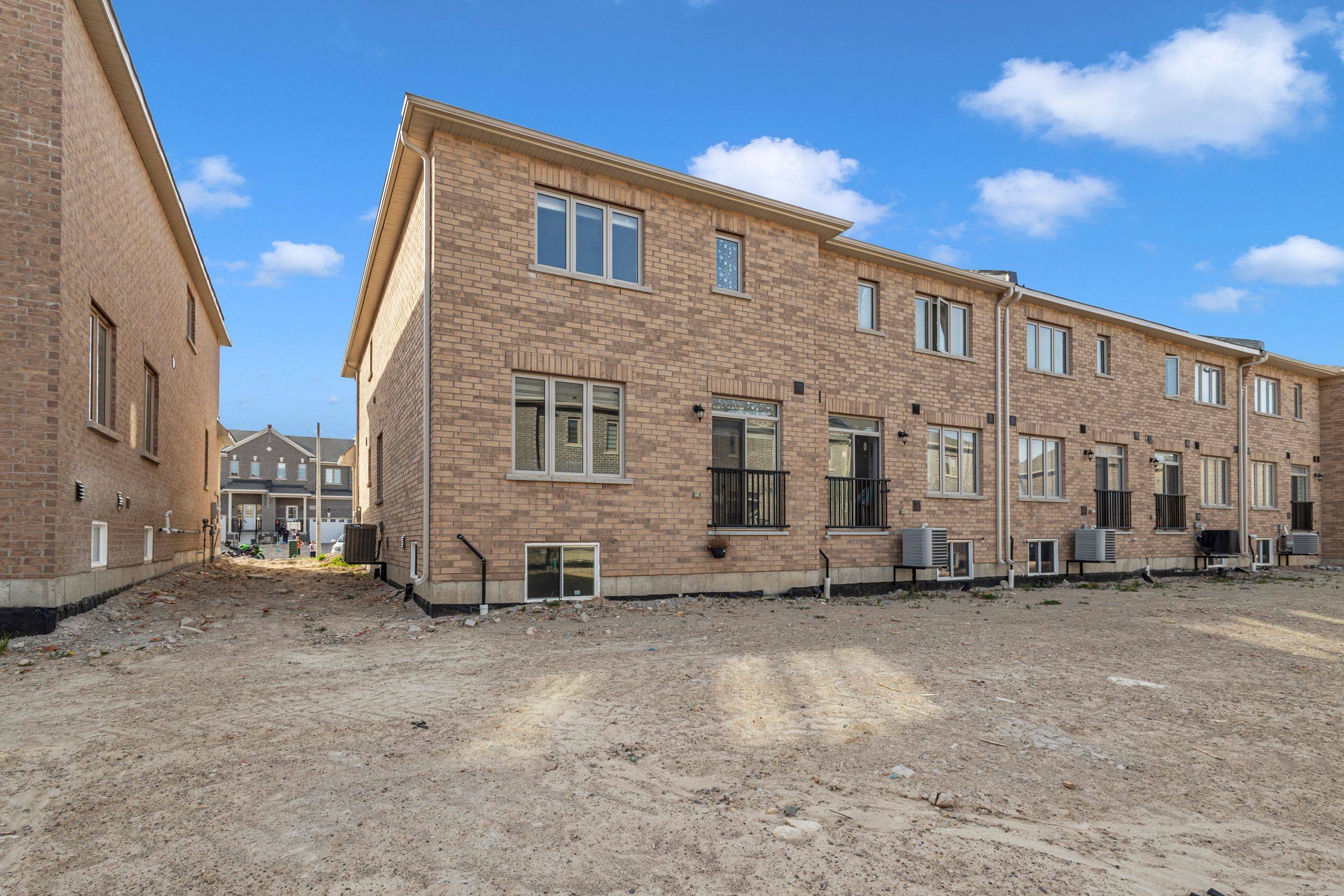 Southgate, ON N0C 1B0,109 Stocks AVE