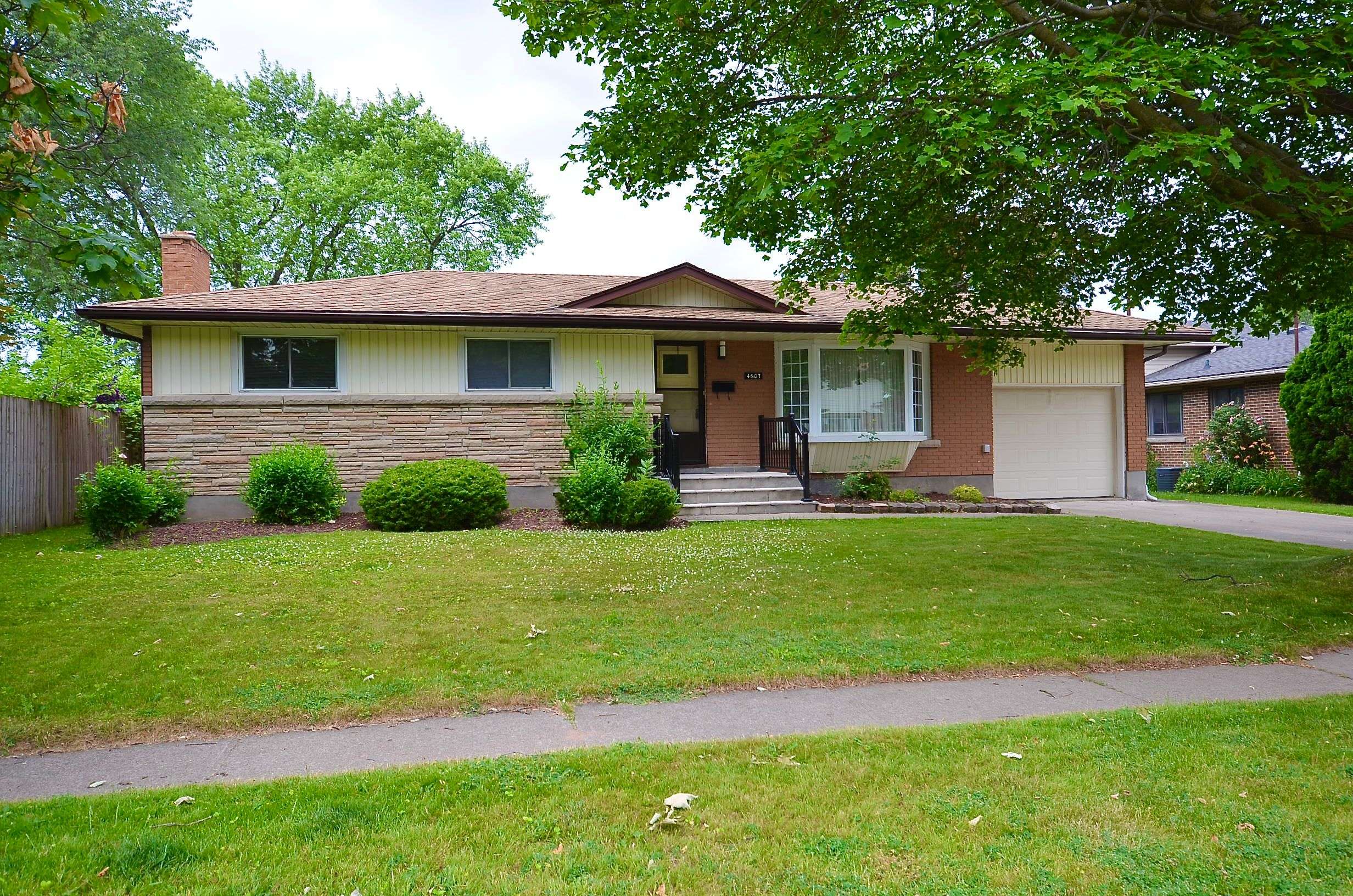 Niagara Falls, ON L2E 6R2,4607 Queensway GDNS