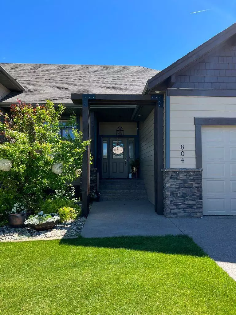Cardston, AB T0K 0K0,804 Fairway BLVD