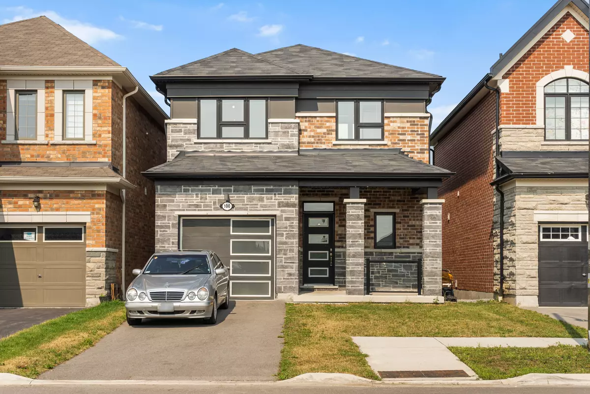 Whitby, ON L1P 0L8,100 BARKERVILLE DR
