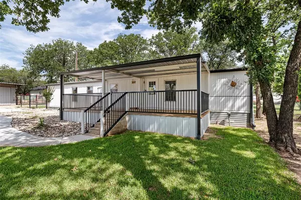 Tolar, TX 76476,7418 Paluxy Highway