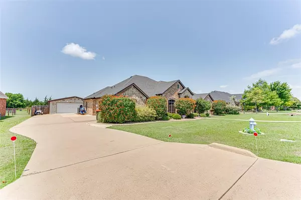 Waxahachie, TX 75165,144 Berkshire Lane