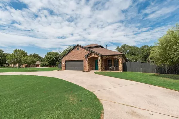 Gainesville, TX 76240,315 Navajo Trail