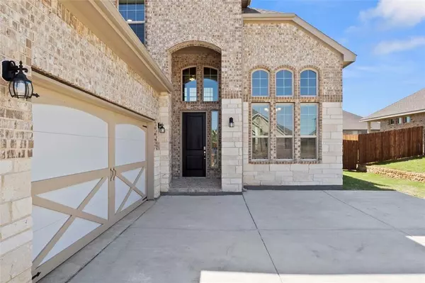 Mansfield, TX 76063,1105 Whispering Hill Drive