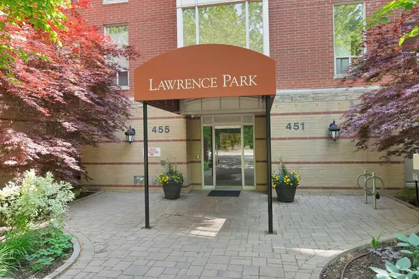 Toronto C04, ON M4R 2H9,455 Rosewell AVE #204