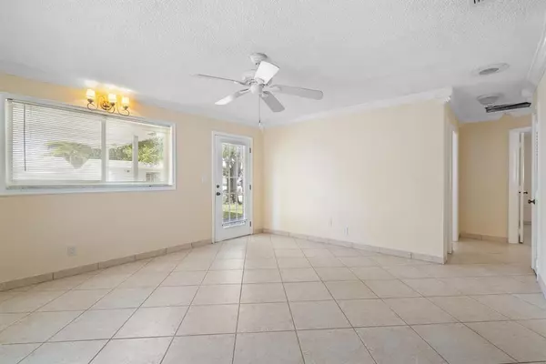 Pompano Beach, FL 33064,240 NW 24TH CT