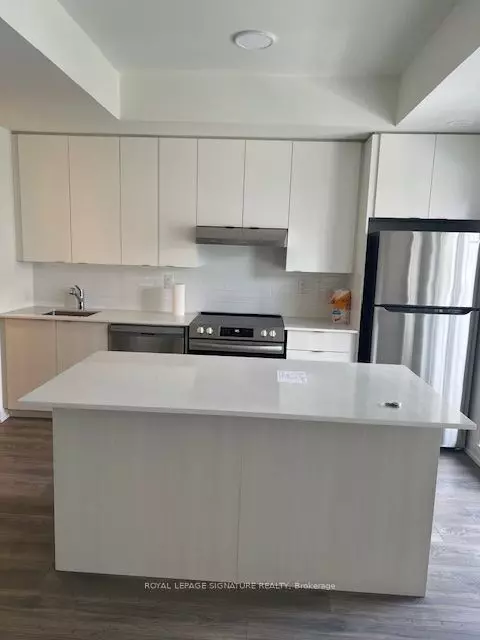 Toronto W04, ON M6M 0C3,135 Canon Jackson DR #310