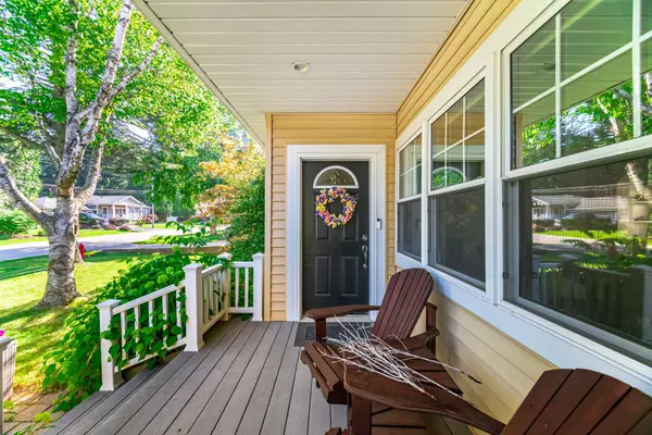 Hamilton, ON L9G 2E8,43 Ravina CRES