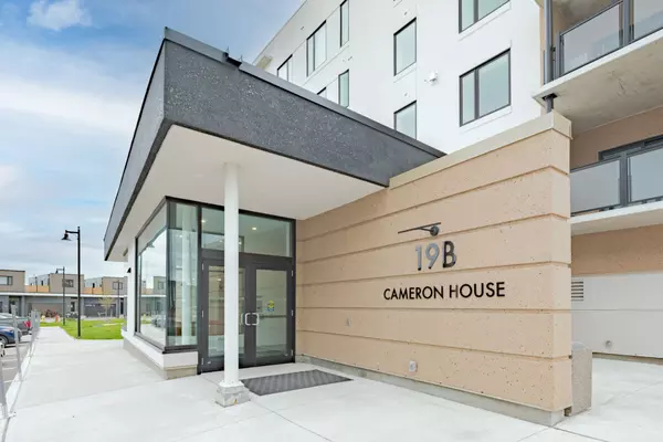 Kawartha Lakes, ON K0M 1N0,19B West ST N #303
