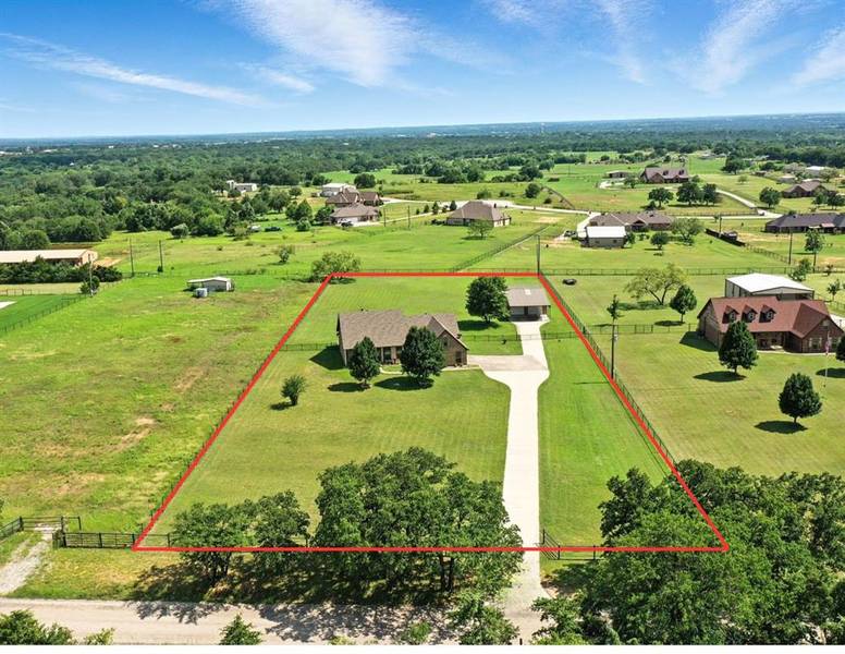 969 County Road 4371, Decatur, TX 76234