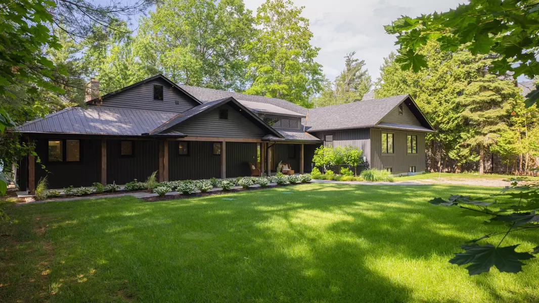 262 Trillium PL, Innisfil, ON L9S 2X7
