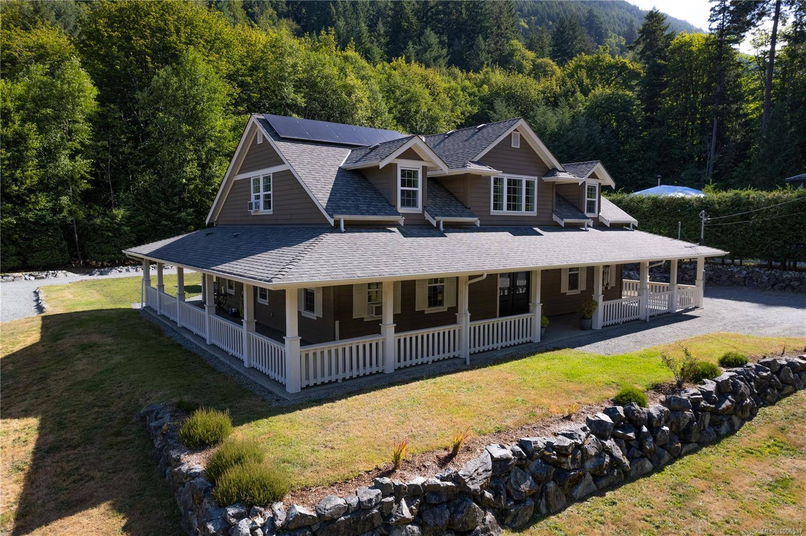 Lake Cowichan, BC V0R 3E1,10011 Youbou Rd