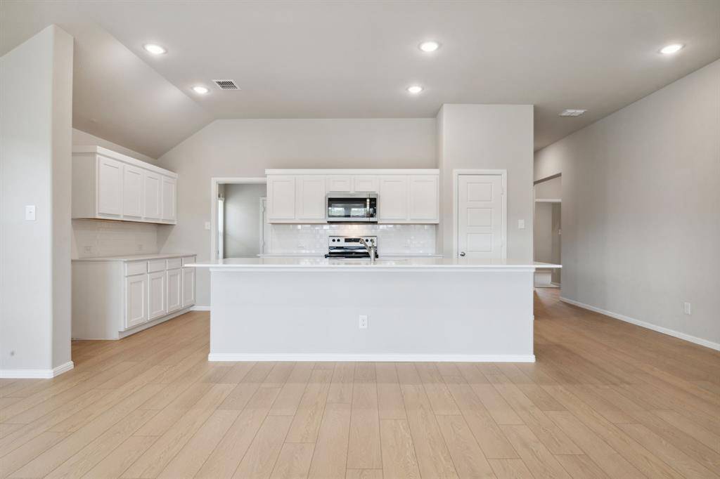 Lavon, TX 75166,920 Pebble Wend Drive