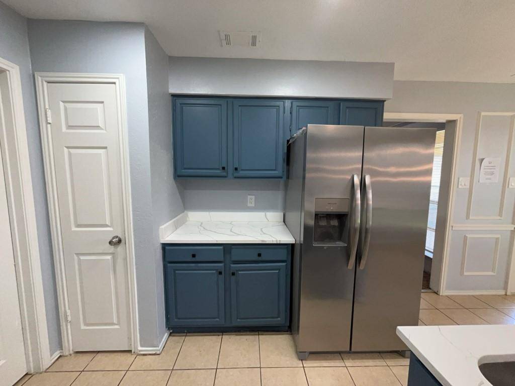 Desoto, TX 75115,818 Summit Drive